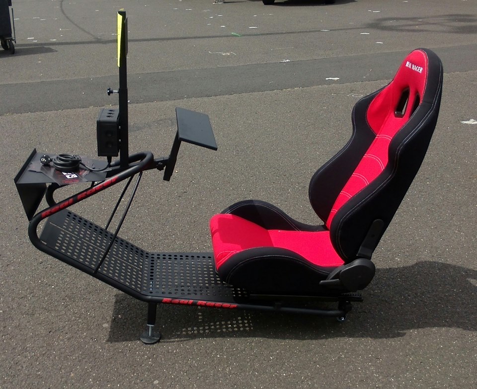 Real-racer-play-seat-siege-pour-jeux-video-voitures